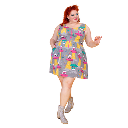 Robe mi-longue évasée imprimée Chats dans l'espace, motif Champ d'astéroïdes