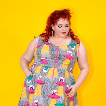 Robe mi-longue évasée imprimée Chats dans l'espace, motif Champ d'astéroïdes