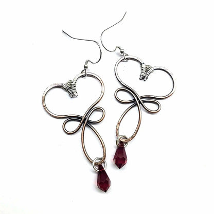 Boucles d'oreilles pendantes cœur en cuivre forgé main et cristal