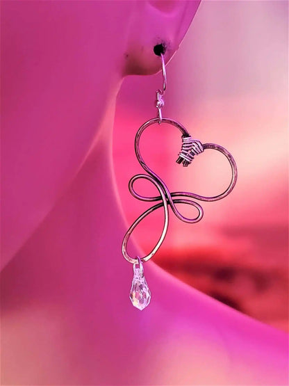Boucles d'oreilles pendantes cœur en cuivre forgé main et cristal
