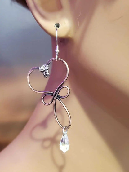 Boucles d'oreilles pendantes cœur en cuivre forgé main et cristal