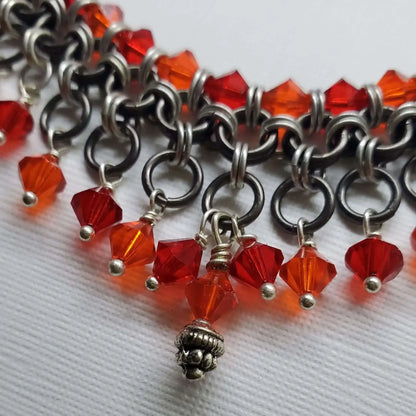 Collier Ras du Cou Guerrière Princesse en Mailles de Métal Mélangé Fait Main