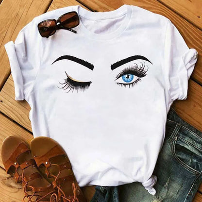 Maycaur Fashion Graphic Women Tops Eyelashes Print Kawaii Lashes Women T Shirt Tee Funny Makeup Aesthetic Shirt Camisas Mujer