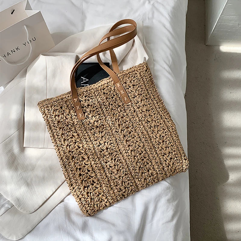 Sac de plage carré creux en paille tissé à la main Sac à bandoulière