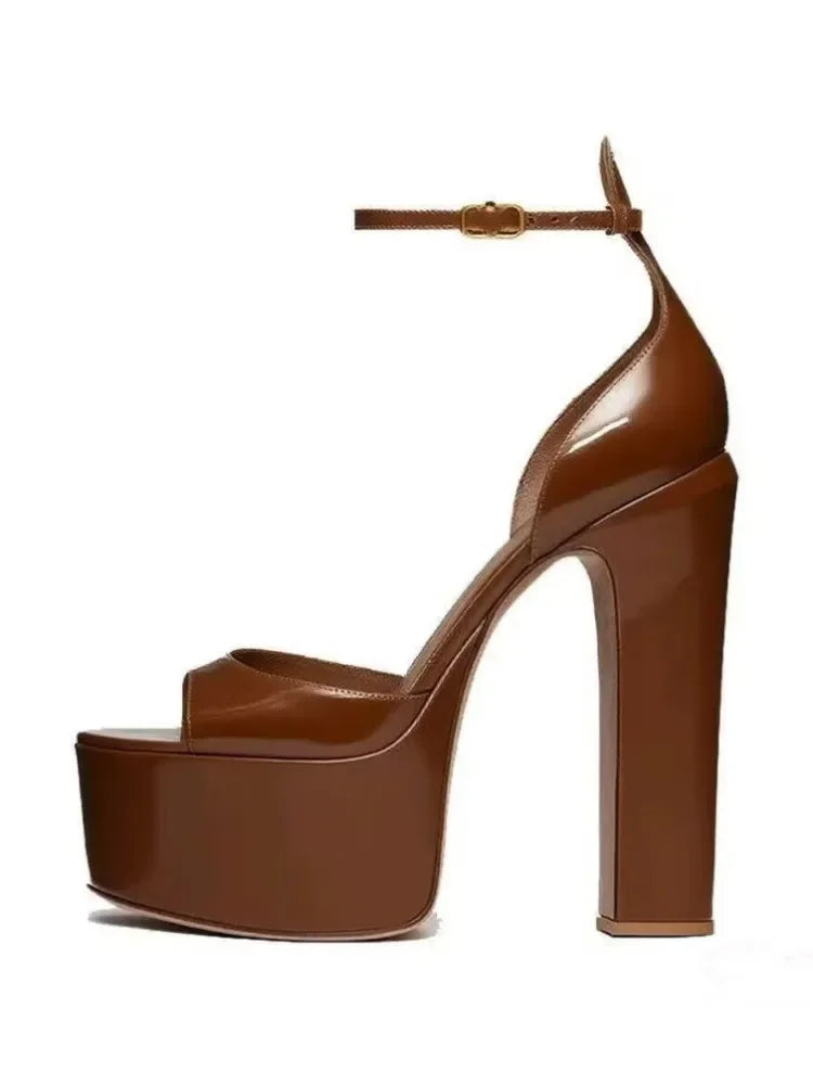 Sandales d'été neuves pour femmes, à talons hauts épais et bouche de poisson, plateforme imperméable à semelles épaisses, chaussures sexy pour les fêtes et mariages