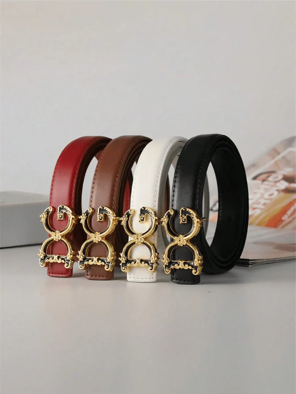 "1 piece of women's alphabet-style leather belt, suitable for jeans, skirts, fashionable autumn, fall, and Christmas, a versatil