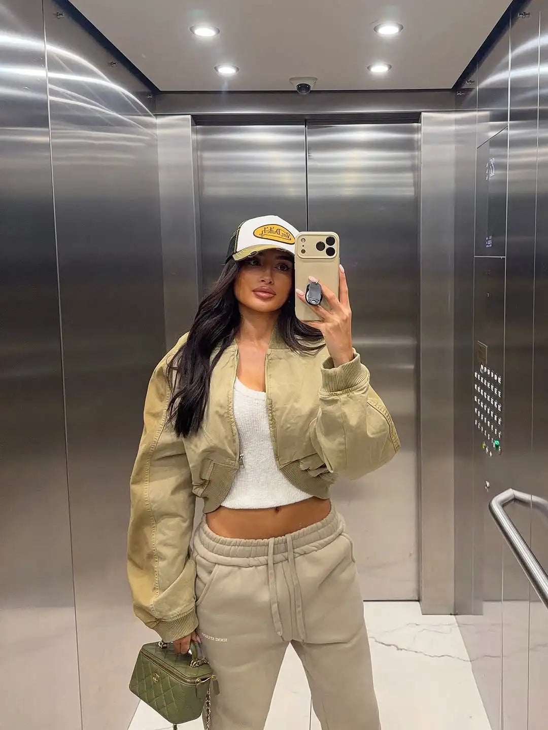 Khaki Cropped Bomber Jackets Women Lapel Collar Full Zip Closure Pocket Detail Long Sleeve Streetwear Lady Casual Y2k Outfits