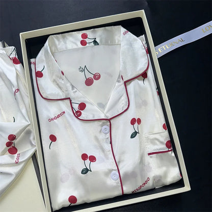 Ensemble pyjama en soie imprimé cerises pour femme, chemise à manches courtes et short, deux pièces, vêtements de nuit, d'intérieur, pour l'été.