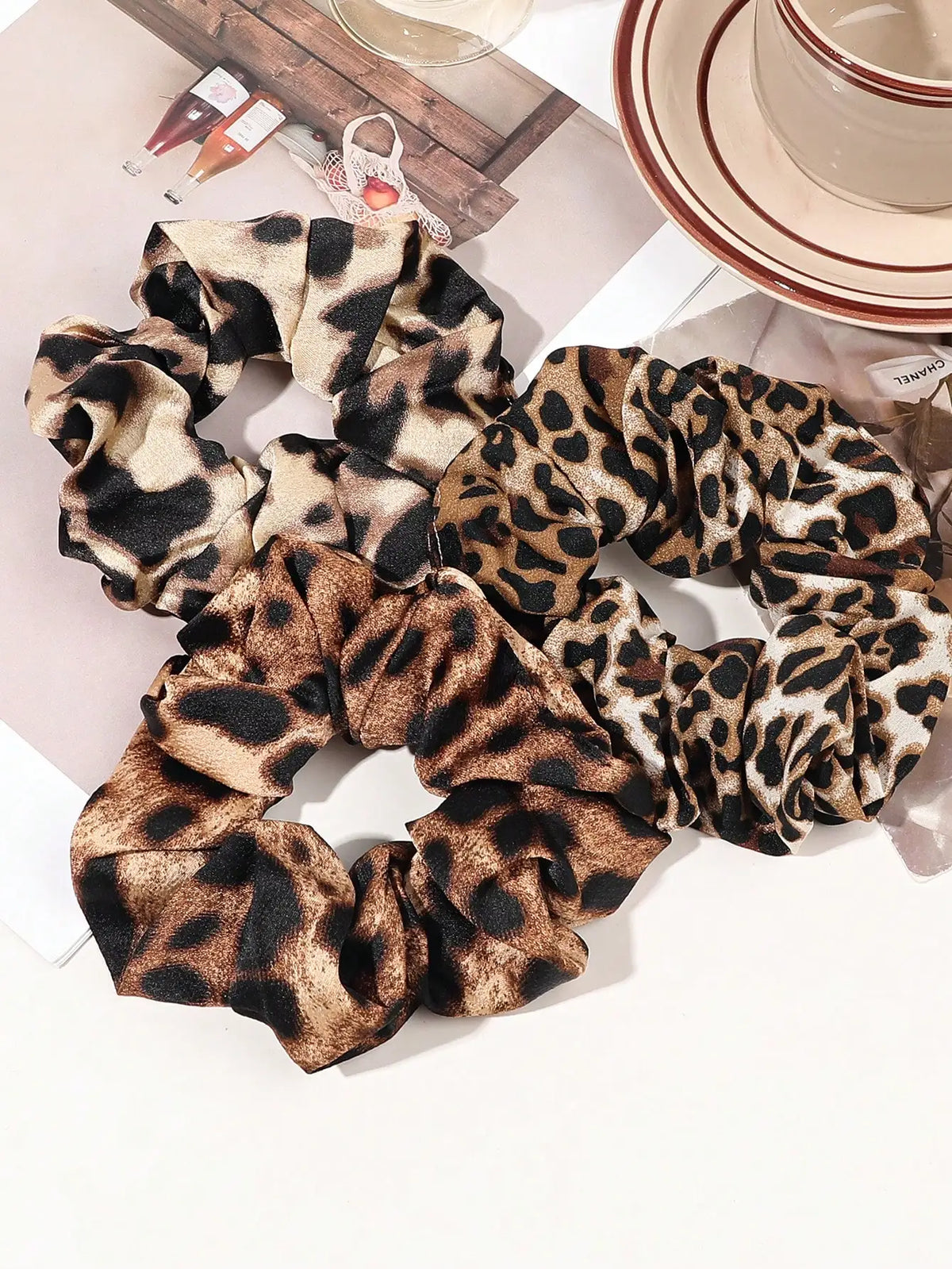 3/6/12PCS Leopard Velvet and Silk Satin Scrunchies Hair Ties Hair Elastics Bands Ponytail Holder Hair Accessories for Women Girl