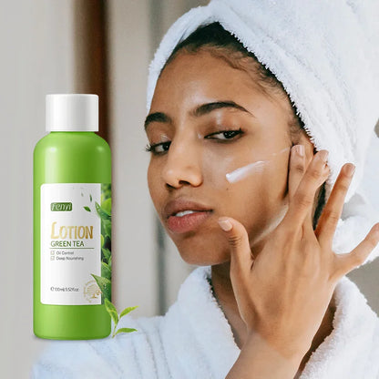 Kit de produits pour le visage Sakura / Crème visage au thé vert Crème nourrissante pour la peau Sérum visage Crème lissante pour les yeux Soin coréen