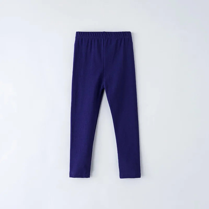Leggings fille pour le printemps et l'été, adaptés pour être portés à l'extérieur. Ce sont des pantalons longs, minces et ajustés pour enfants.