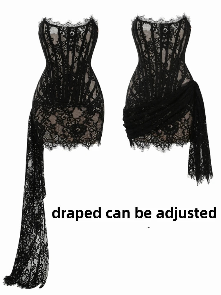 Robe mini bustier sexy en dentelle pour femme, sans manches, avec lacets ajustables, drapée, noire, moulante, élégante, pour soirée ou boîte de nuit