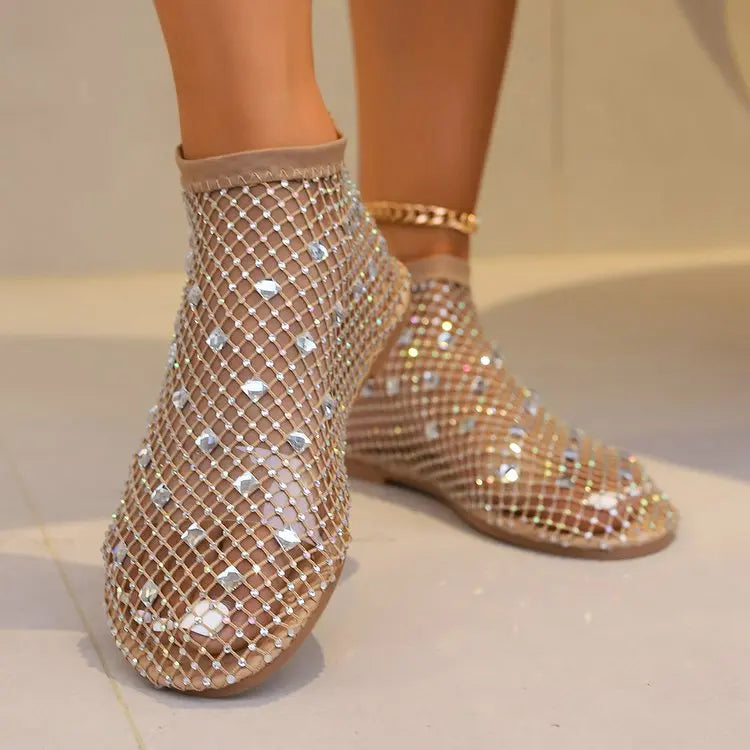 2026 Summer Women's New Luxury Sequin Bottom Hollow Short Boots Water Diamond Sexy Flat Bottom Fashion Banquet Flats Sandals﻿