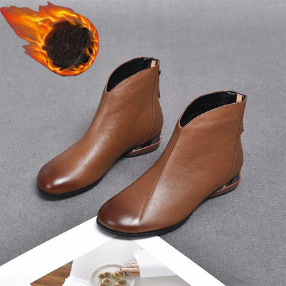 Bottes courtes en cuir pour femmes à semelle souple, bottines à talon bas en peluche chaude pour l'automne et l'hiver 2023
