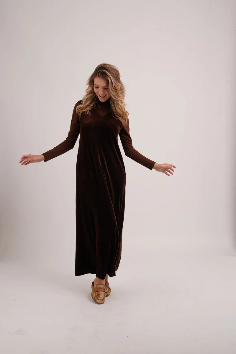 AS AW26 Velvet jumper dress with side pockets + Jersey basic mockneck