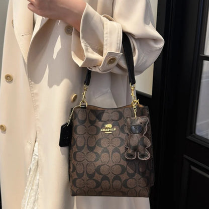 Fashionable style, elegant and luxurious handbag in the shape of a bucket, versatile and suitable for all occasions, single-shou
