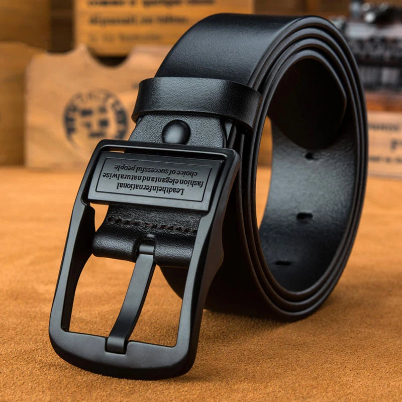 Men's leather belt, black buckle, new style, fashionable, trendy, light luxury, casual, versatile, suitable for jeans, pin buckl