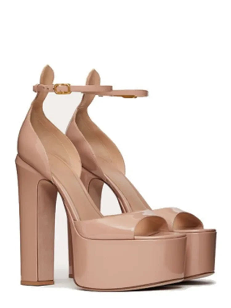 Sandales d'été neuves pour femmes, à talons hauts épais et bouche de poisson, plateforme imperméable à semelles épaisses, chaussures sexy pour les fêtes et mariages