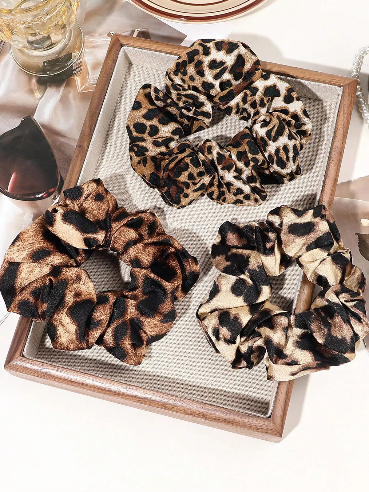 3/6/12PCS Leopard Velvet and Silk Satin Scrunchies Hair Ties Hair Elastics Bands Ponytail Holder Hair Accessories for Women Girl