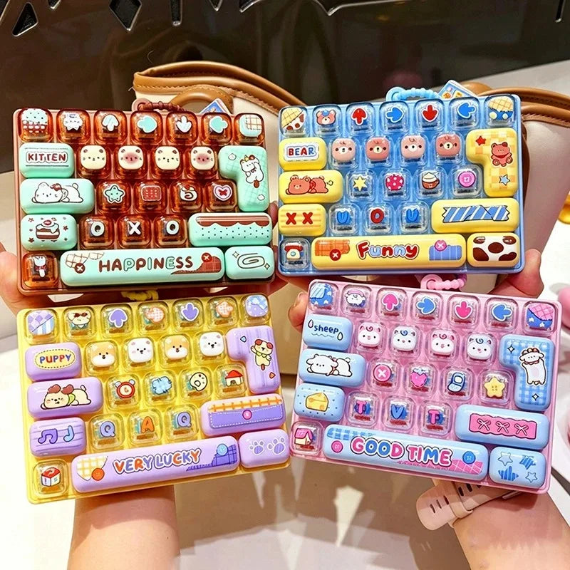 In Stock /26Grid Keycap /;Clicker Anti Stress Fidget Keyboard Keychain Decompression Button Cartoon Party Favor Gift 26구 키캡 키링