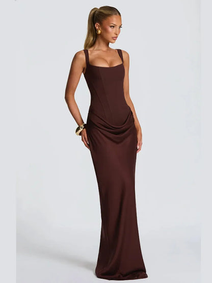 Robe Femme Sexy Unie Plissée Sans Bretelles Chic Épaules Dénudées Dos Nu Taille Haute Fendue Robes de Soirée 2026 Nouvelles