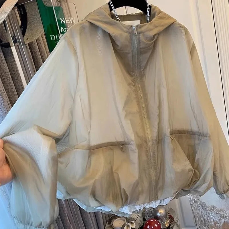 2025 New Women Plus Size Loose Suncreen Slim Hooded Short Sun Protection Clothes Women Lightweight Trench Coat Women Windbreaker