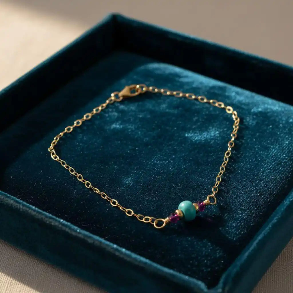 Bracelet délicat en or laminé 14K avec pierres précieuses roses et turquoises