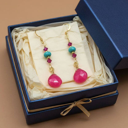 Boucles d'oreilles en fil enroulé, pierres gemmes turquoise roses, plaquées or
